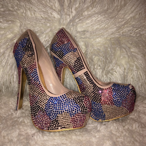 Diamond Color High Heels - Picture 2 of 4